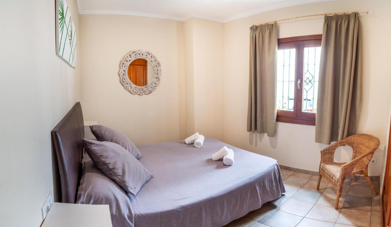Apartamentos Gravina Tarifa Exterior photo