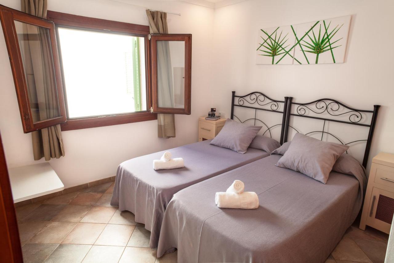 Apartamentos Gravina Tarifa Exterior photo